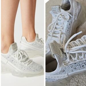 Steve Madden Maxima-R model) Embellished Rhinestone Sneakers Shoes Womens 7.5